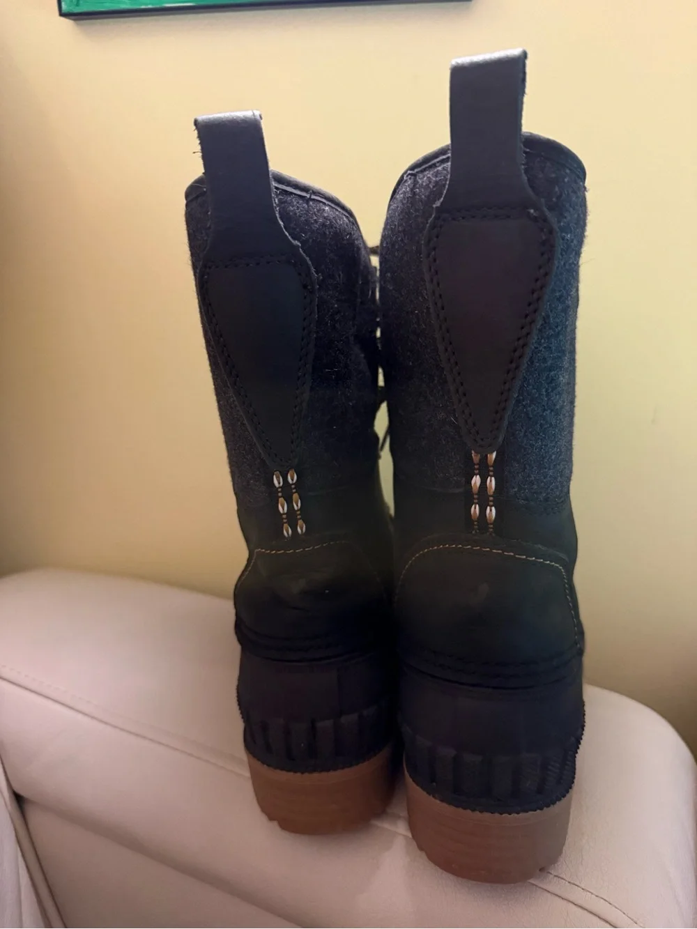 Kamik Black and Brown Lace-Up Cold-Weather Boots